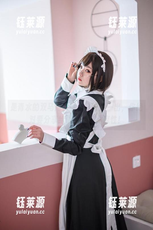 是青水的双马尾套图：这画风一出，你绝对要分享给朋友，如此魔性！