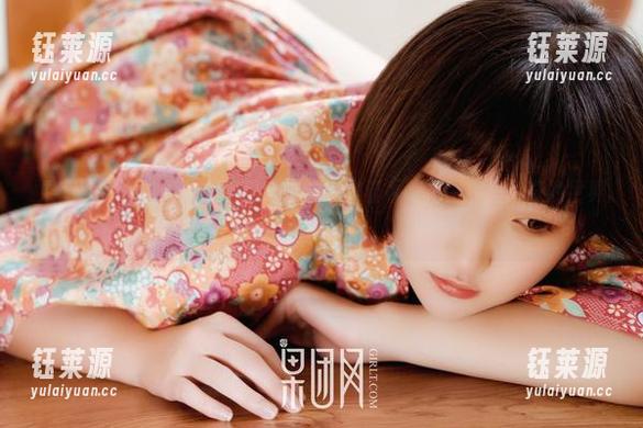 果团网：女神叫你不只是起床，快来看看高清图库里的奇妙世界！