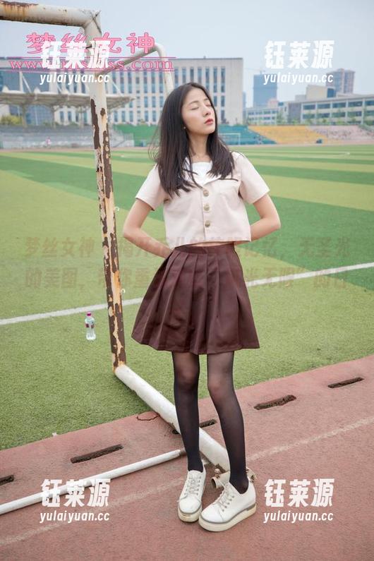 梦丝女神 - 揭开乔儿的校服记忆，无圣光的美图，带你重温那些“风光无限”的日子。