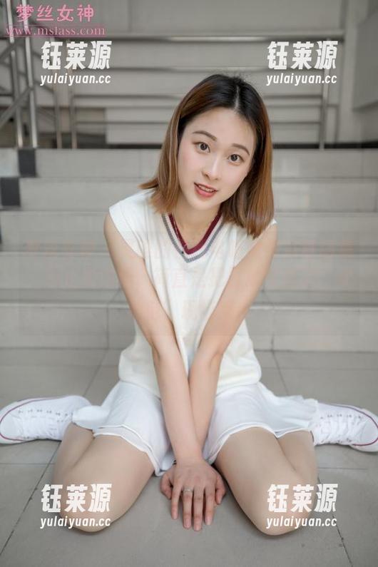 梦丝女神 - 灵唯的在线电喵女神浴缸图集：不止是泡澡，简直是把日常变成了“女神范”现场秀！