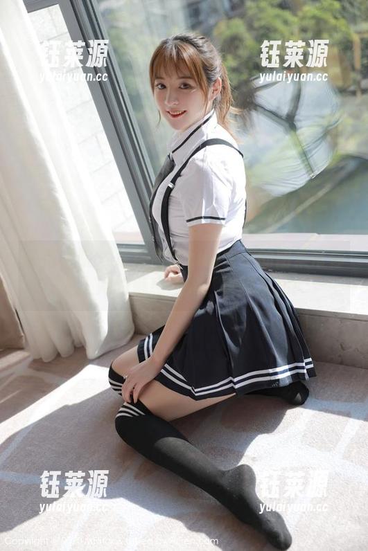 模范学院 - 让徐微微mia女王的图集带你走入她的魅惑世界，快趁现在！