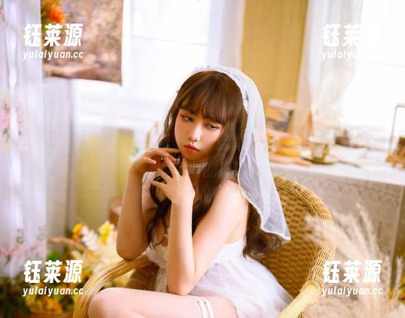 渡边早季Saki的最新美图：连体衣不只是衣服，简直是身材的魔法