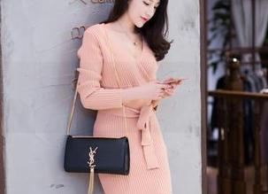 爱蜜社 – Evon陈赞之的妹妹最新图册来啦！她的每一张都是“好朋友请加微信”的典范！