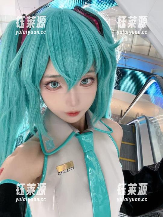 狐玖玖最新写真，女孩的世界你想象不到的美