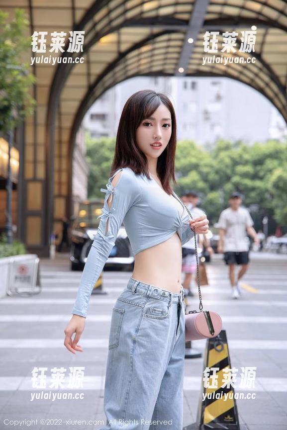 秀人网 - Lucky沈欢欣带来女孩图集，分享那些有趣的风格大碰撞！