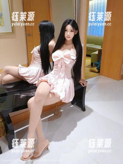 秀人网 - 水手服的诱惑，伊一Moon的魅力：原图精选让你想起海的味道！