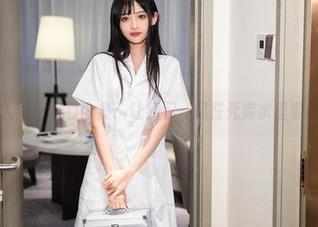 秀人网 – 凯竹全集：让我们一起在死库水里湿身！