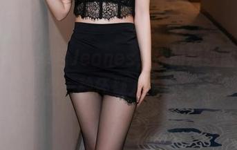 秀人网 – 卓君Jeanes，你的婚纱图包让我一秒怀疑人生选择