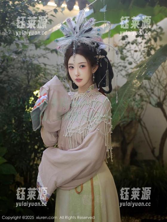 秀人网 - 小茉莉jasmine和服大揭秘：原图在线，勇敢挑战你的审美底线！