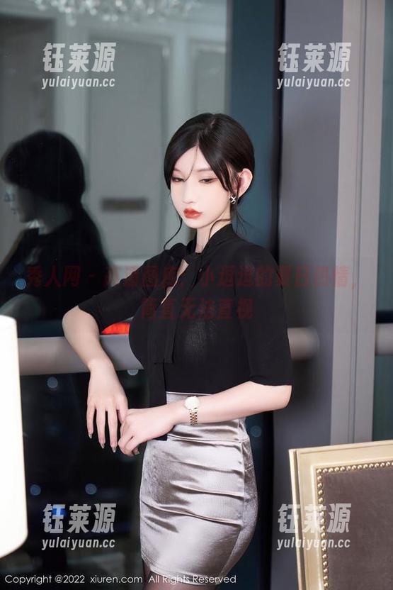 秀人网 - 高清图库：小逗逗的夏日热情，简直无法直视