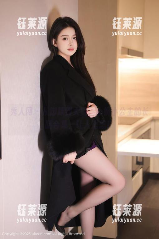 秀人网 - 从脚踝到大腿，心妍小公主的长腿合集，让人遐想！