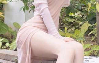 秀人网 – 天台惊喜来袭，雯大王susie最新美图更新，赶紧收藏！