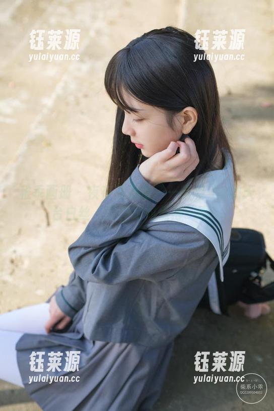 稚乖画册 - 夜夜私房情——晴空-02的天台白丝，原图绝对值得一瞧！