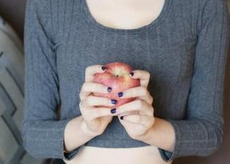 美媛馆 – 圣诞节的沫晓伊baby写真，分享一下这种风格，能不能不要这么诱人？