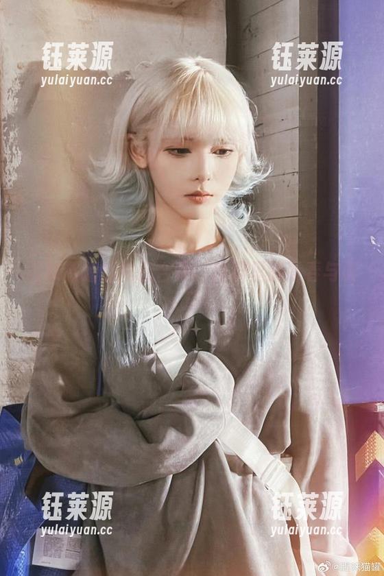 腥味猫罐的作品合集：校服里的青春与调皮