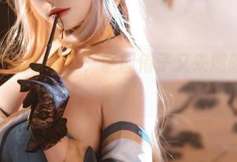 白丝与定制写真，芋圆侑子又来刷新我的审美