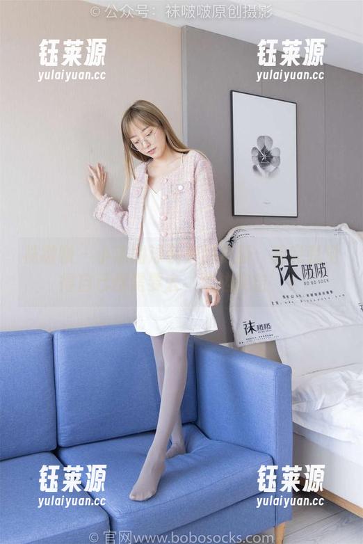 袜啵啵 - 小沫的泳装美图更新：看完我觉得自己都需要去‘海边突击’！