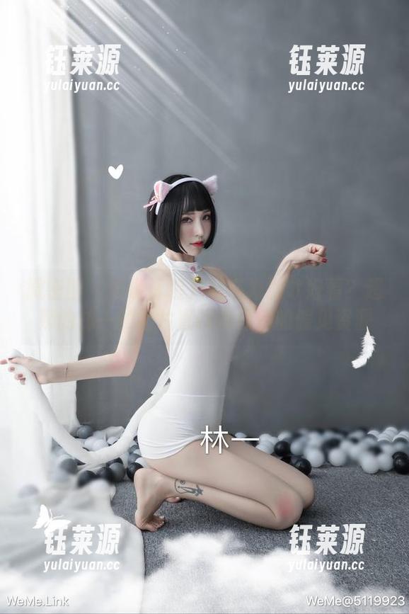 微密圈 - 谁说泳装只有在海滩才好看？超辣的林一的图片直接捣碎你的偏见资源