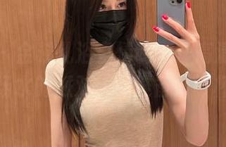 微密圈 – 金希儿浴室情调——高清图集，像是一场水的派对，你准备好干杯了吗？