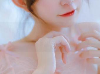 阮邑Fairy的大凤礼服图集，惊艳与不安的美丽交织
