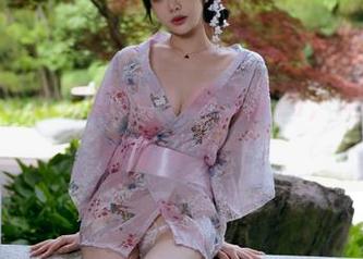 雯妹不讲道理的PET在线原图，刷新你对美的认知！